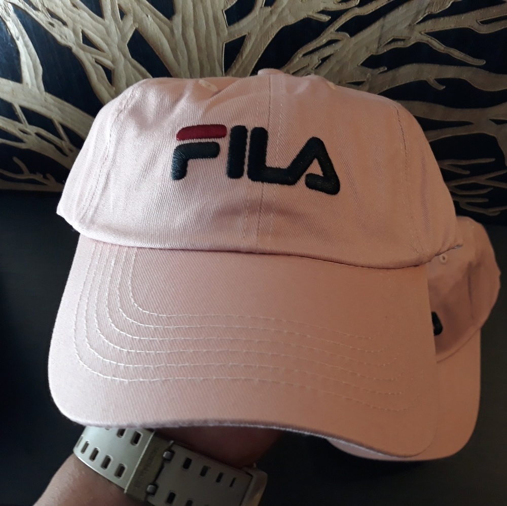Fila - Picture 2 of 4